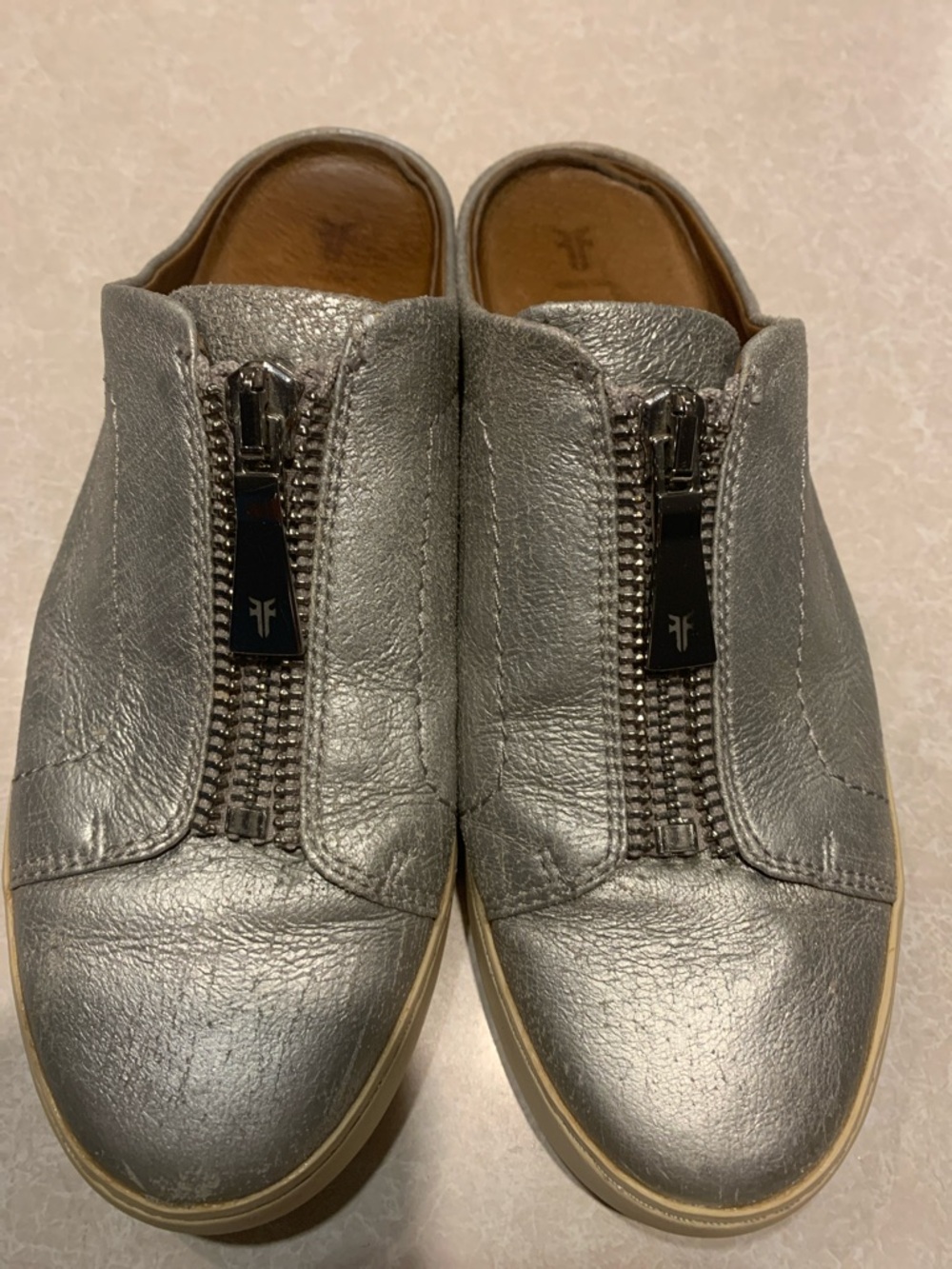 Frye Metallic Silver Zip-Front Slip-On Loafers Size 9.5